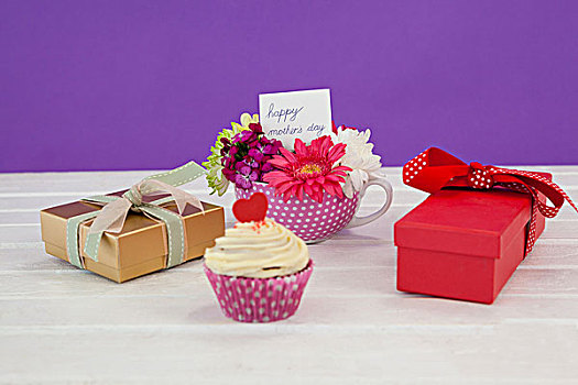 杯形糕饼,礼盒,清新,花,木质,表面,特写