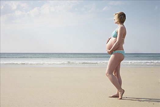 孕妇,海滩