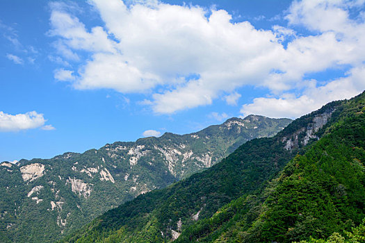 湖北天堂寨国家地质公园夏日风光