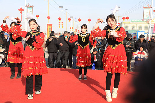 新疆哈密,哈萨克族舞蹈