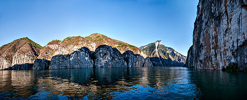 长江三峡瞿塘峡峡谷