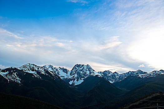 云南白马雪山