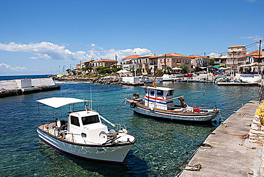 渔船,港口,阿基亚斯尼古拉斯,马伊纳半岛,伯罗奔尼撒半岛,希腊,欧洲