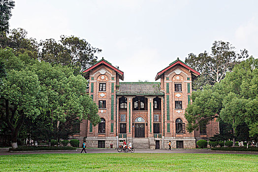 中山大学,礼堂