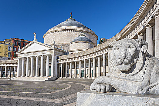 石狮,大教堂,广场,那不勒斯,坎帕尼亚区,意大利