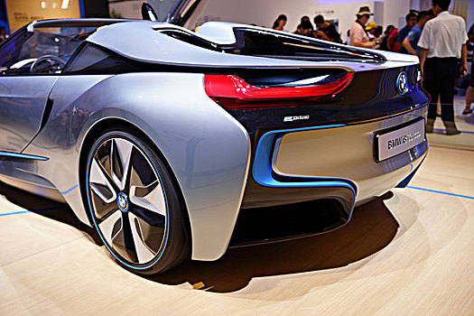 bmw宝马i8电动汽车