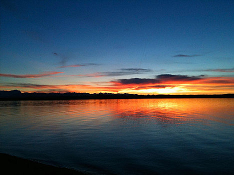 落日,湖