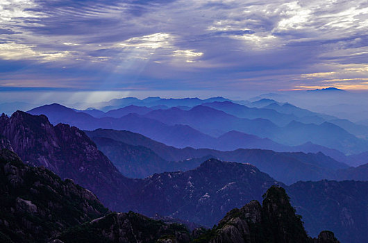 黄山晚霞