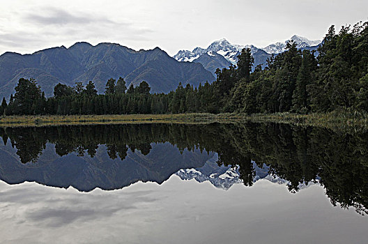 马瑟森湖lake,matheson